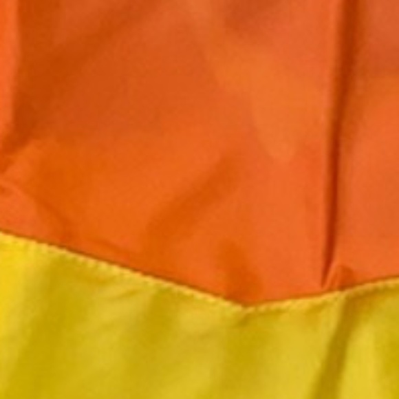 GAP PUFFER MULTICOLOR SZ: 6/7 - Picture 2 of 4